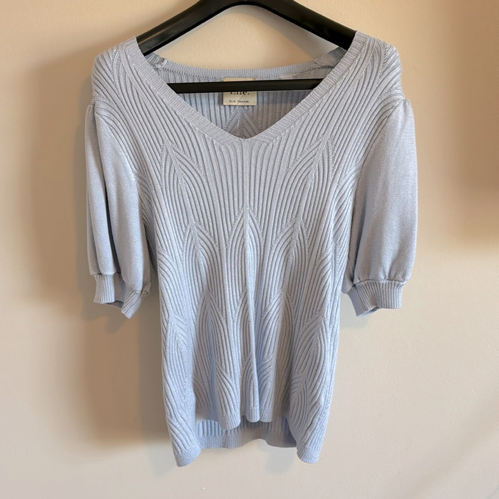 Ellie Tahari - Short Sleeve Sweater - M